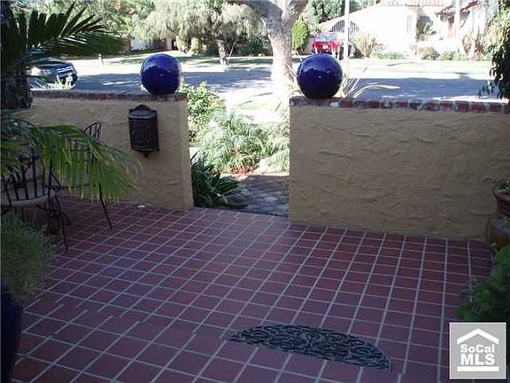 5th image of 2726 Eucalyptus Ave