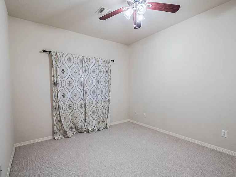 10623 Wallingford Pl — Photo 11