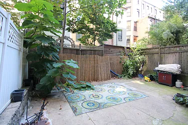 Rented by JK Dansar Corp