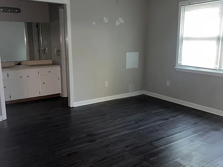 721 Kadi Ln — Photo 7