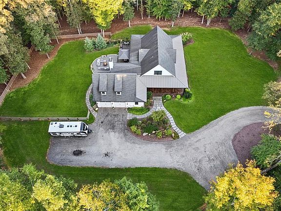 4th image of 889 Freehome Rd