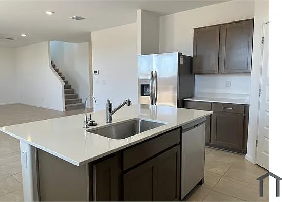 32525 N Jasper St — Photo 4