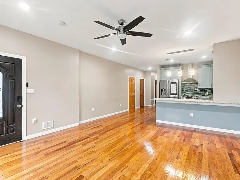 88 Poplar St #1 — Photo 8