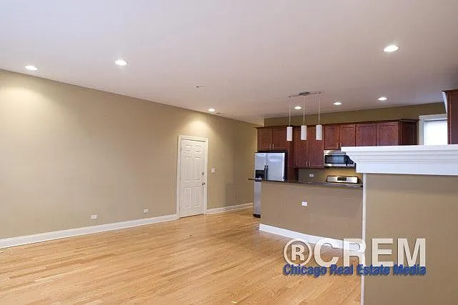 7453 N Western Ave #3S — Photo 4
