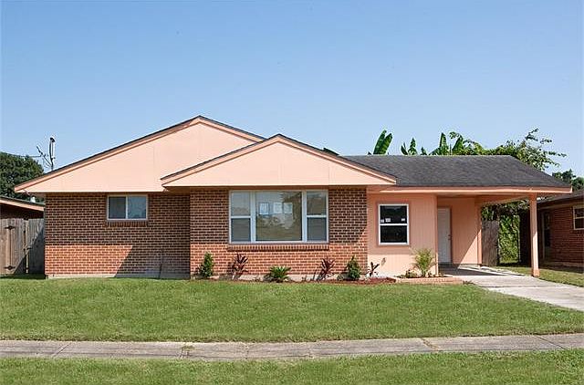 1st image of 4871 Cerise Ave