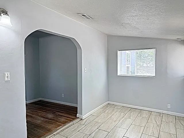 317 Morningside Dr SE — Photo 22