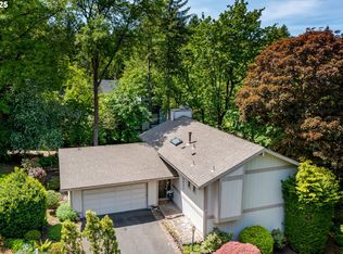 9825 SW Quail Post Rd, Portland, OR 97219