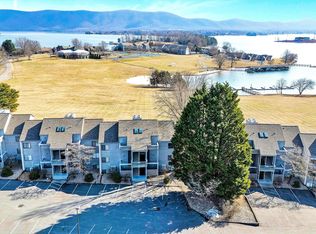 140 Sailors Cove Dr #1219, Moneta, VA 24121