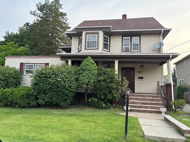 50 Carey Ave #A — Photo 2