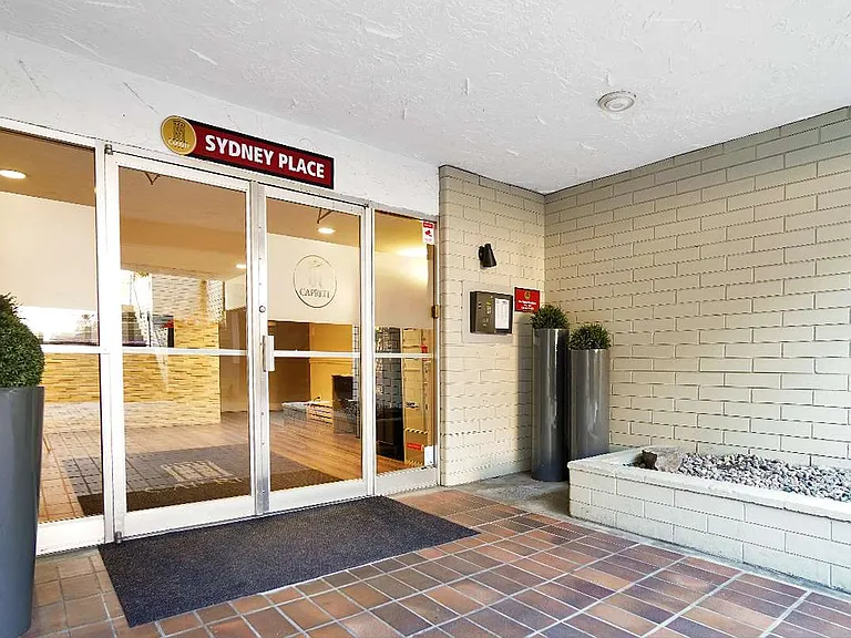 544 Sydney Ave — Photo 18