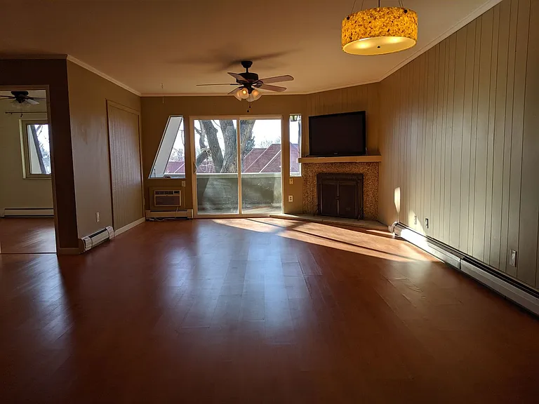 3300 Bridger Trl #302 — Photo 2