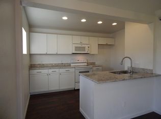 208 Chestnut St, Medford, OR 97501