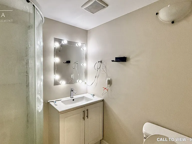 101 Duncanwoods Dr #2 — Photo 6