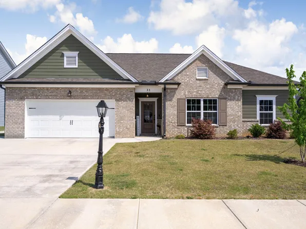 31 Winchester Dr, Rossville, GA 30741