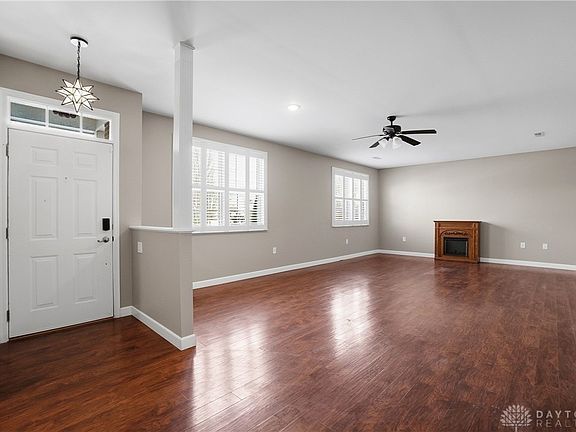 4th image of 3031 Willowbrook Way