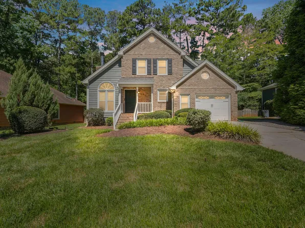 217 Dalmeny Dr, Cary, NC 27513
