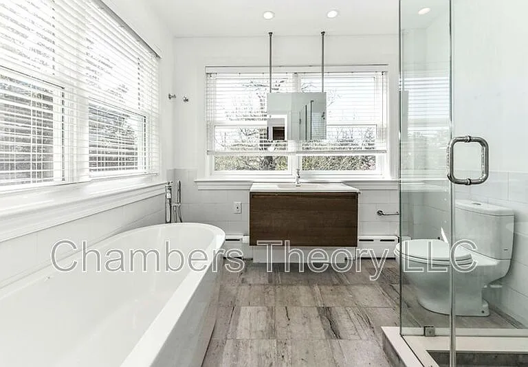 3222 Klingle Rd NW — Photo 18