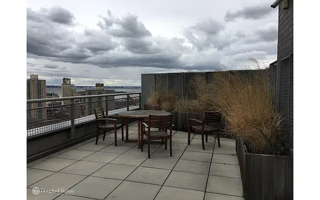Rented by Douglas Elliman | media 30