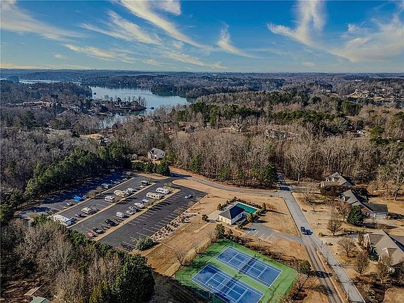 2nd image of 208 Long Bay Dr