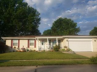 668 Damascus Dr, Saint Louis, MO