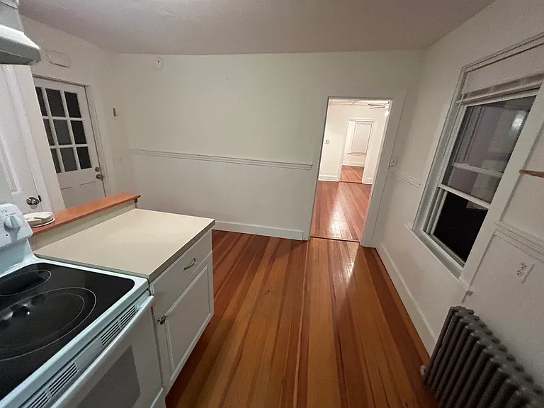 47 Russell St #1 — Photo 11