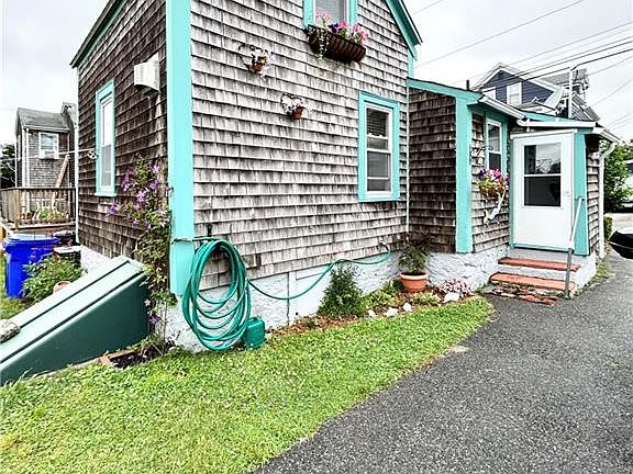 4th image of 302 State St