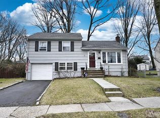 831 Colonial Arms Rd, Union, NJ 07083