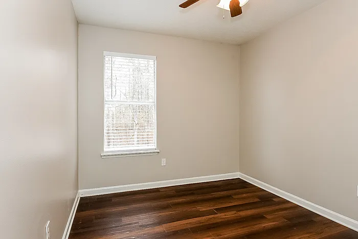 6239 Leverett Dr — Photo 12