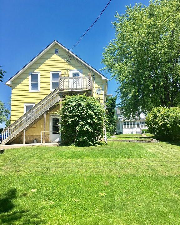 2nd image of 415 Leavens Ave