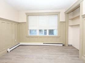 6 Waumbeck St, Dorchester, MA