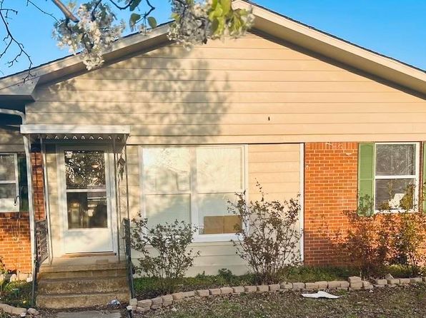 208 N 4th St, Marmaduke, AR 72443