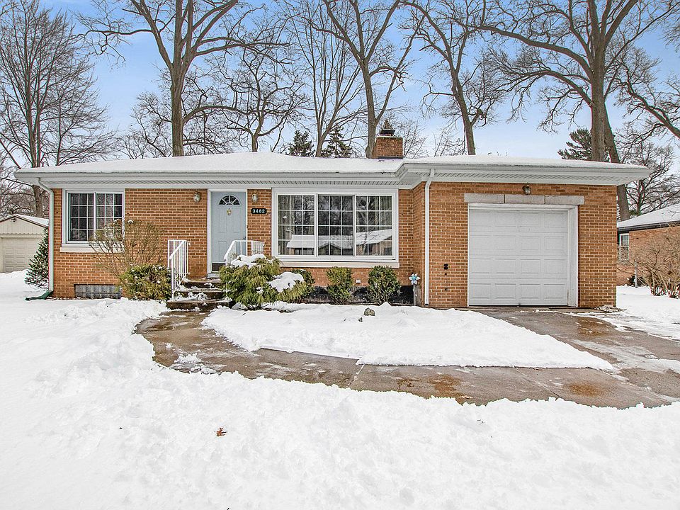1st image of 3482 Seneca Dr