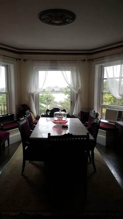 37 Bay State Rd — Photo 2
