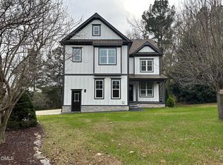 913 Clayton Rd, Angier, NC 27501