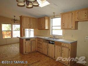 022-185257 kitchen 3