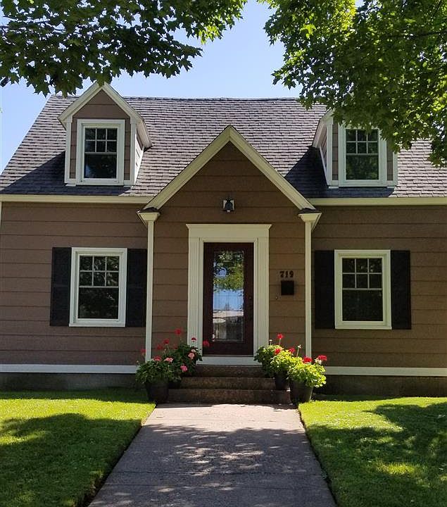 1st image of 719 Fairbanks St