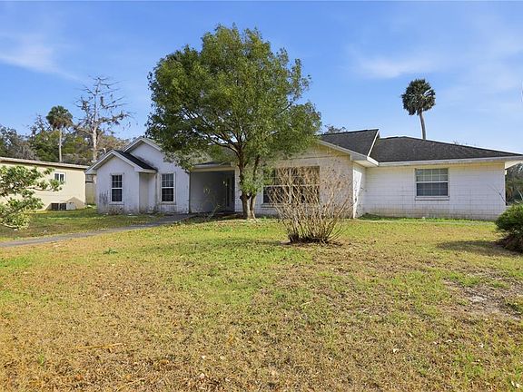 3rd image of 650 E Voorhis Ave