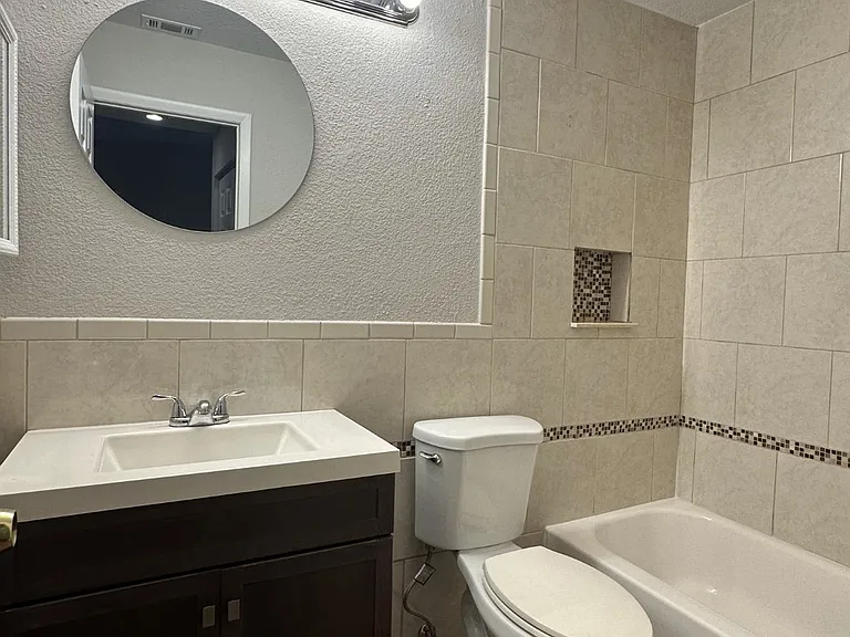7111 Parkside Villas Dr N — Photo 10