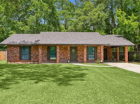 304 Martin Luther King Jr Dr, Covington, LA 70433