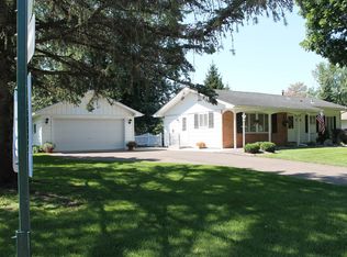 8001 Hillside Trl S, Cottage Grove, MN 55016