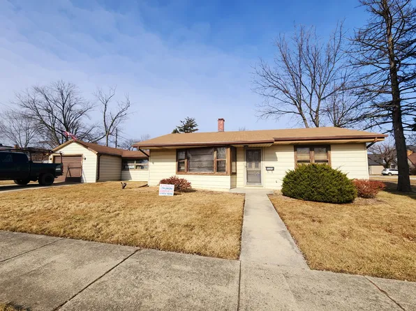 7100 W 113th St, Worth, IL 60482