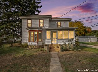 118 South St, Fennville, MI 49408