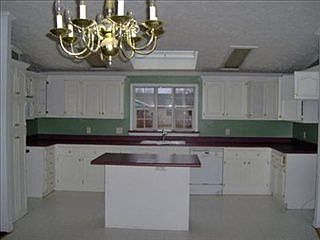 3rd image of 1826 Mary Lynne Ln