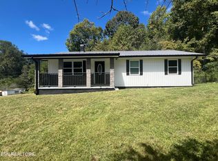 145 Ray Ln, Sharps Chapel, TN 37866