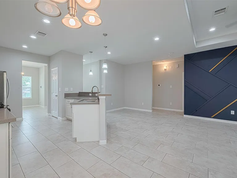 7981 Saint Louis St — Photo 11