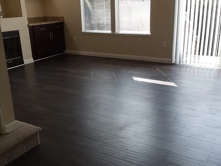 140 Walti St — Photo 3
