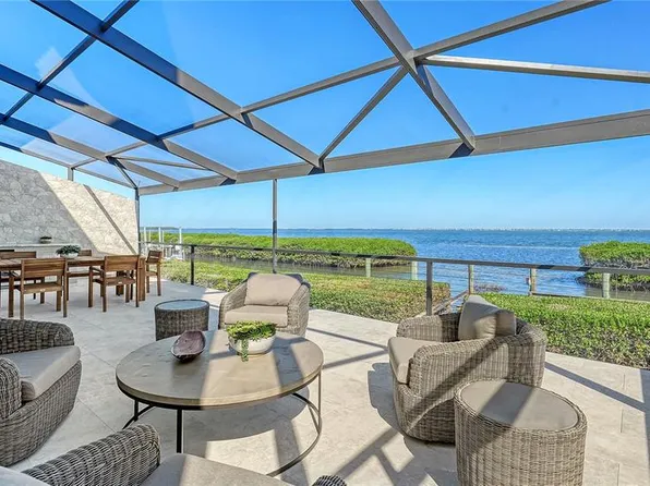 3460 Mistletoe Ln, Longboat Key, FL 34228