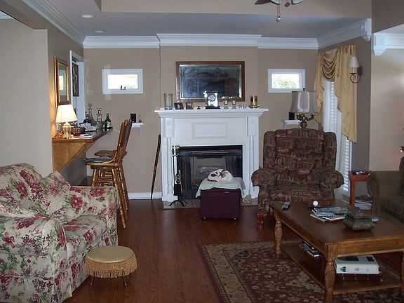 This room is cozy!