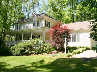 354 Walnut Dr, Maggie Valley, NC 28751