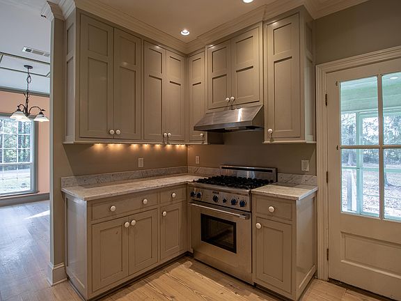 3rd image of 6026 Vista Dr